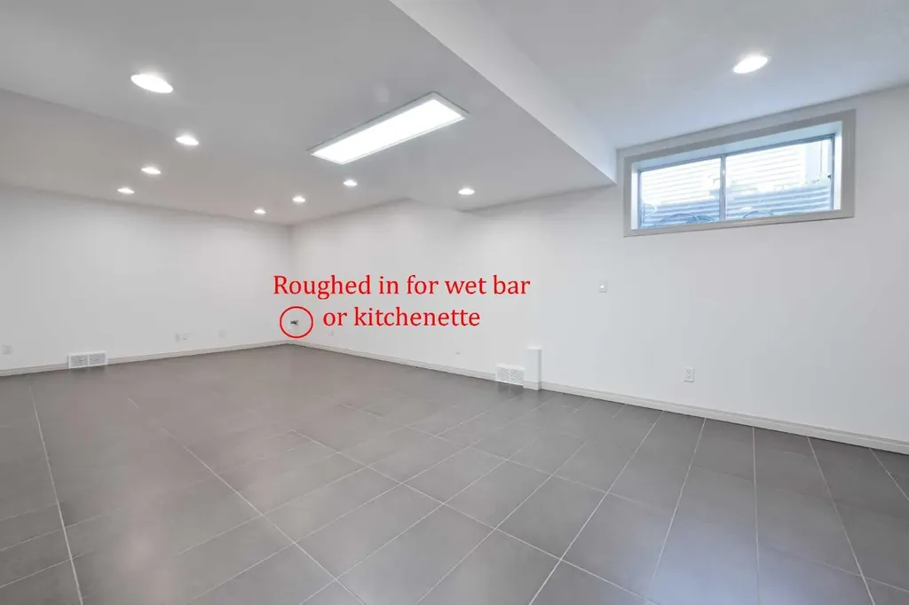 23 Cougar Ridge Link SW Calgary AB T3H 5L4