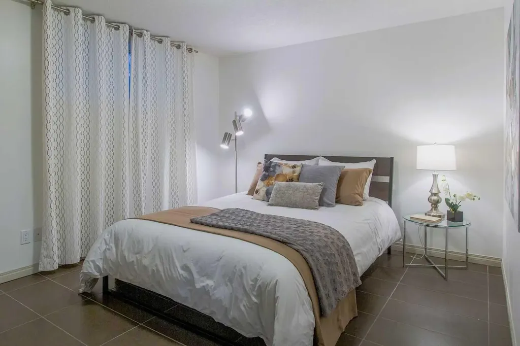 23 Cougar Ridge Link SW Calgary AB T3H 5L4