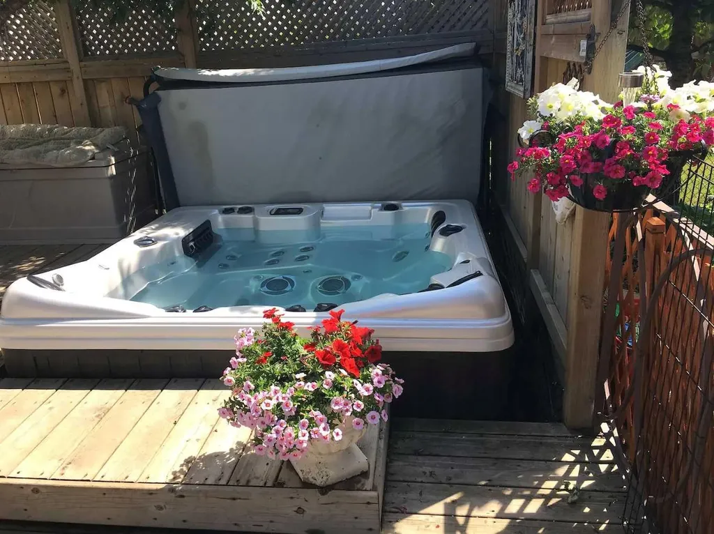 23 Cougar Ridge Link SW Calgary AB T3H 5L4