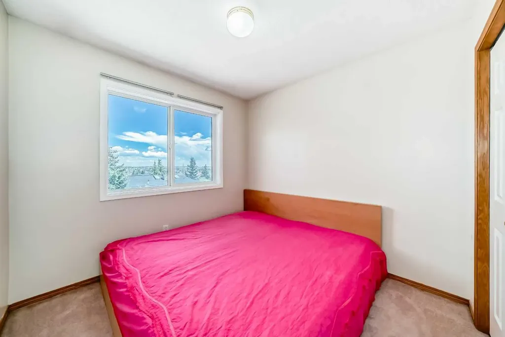 31 Harvest Oak Circle NE Calgary AB T3K 4S6