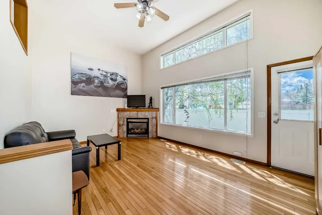31 Harvest Oak Circle NE Calgary AB T3K 4S6