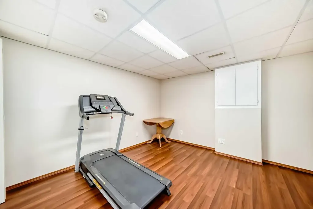 31 Harvest Oak Circle NE Calgary AB T3K 4S6