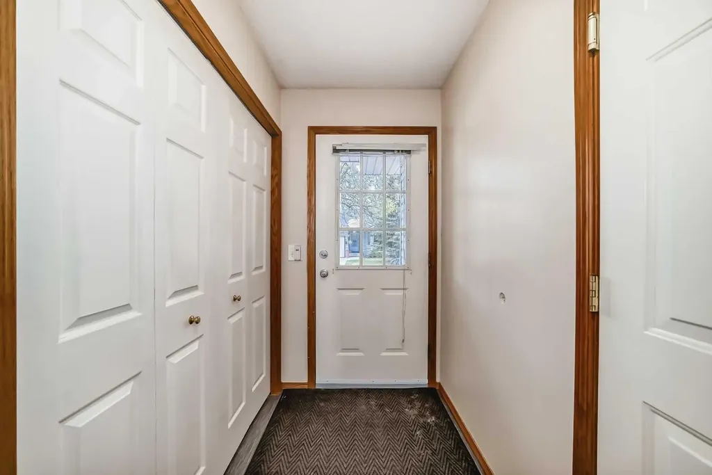 31 Harvest Oak Circle NE Calgary AB T3K 4S6