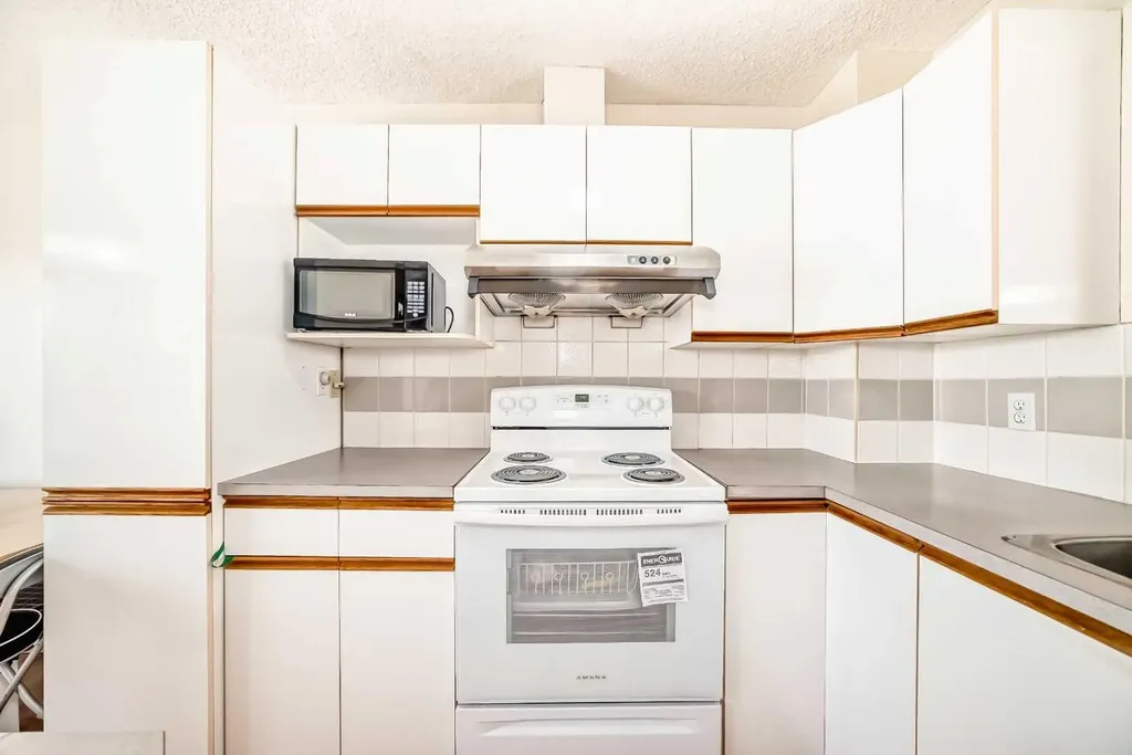 31 Harvest Oak Circle NE Calgary AB T3K 4S6