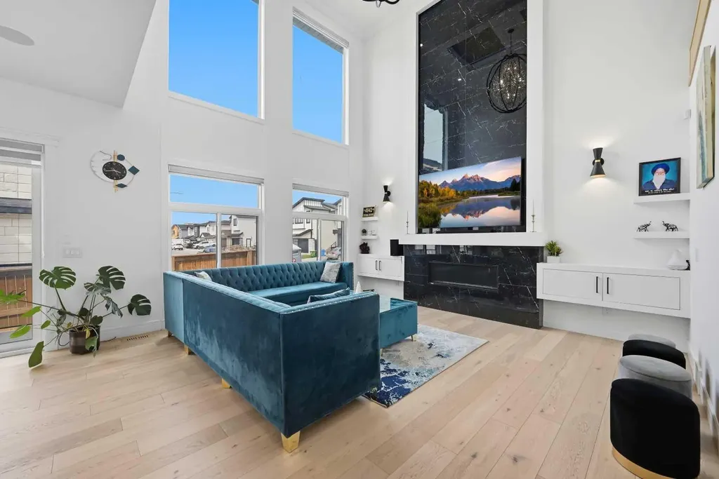 4942 84 Avenue NE Calgary AB T3J 2J5