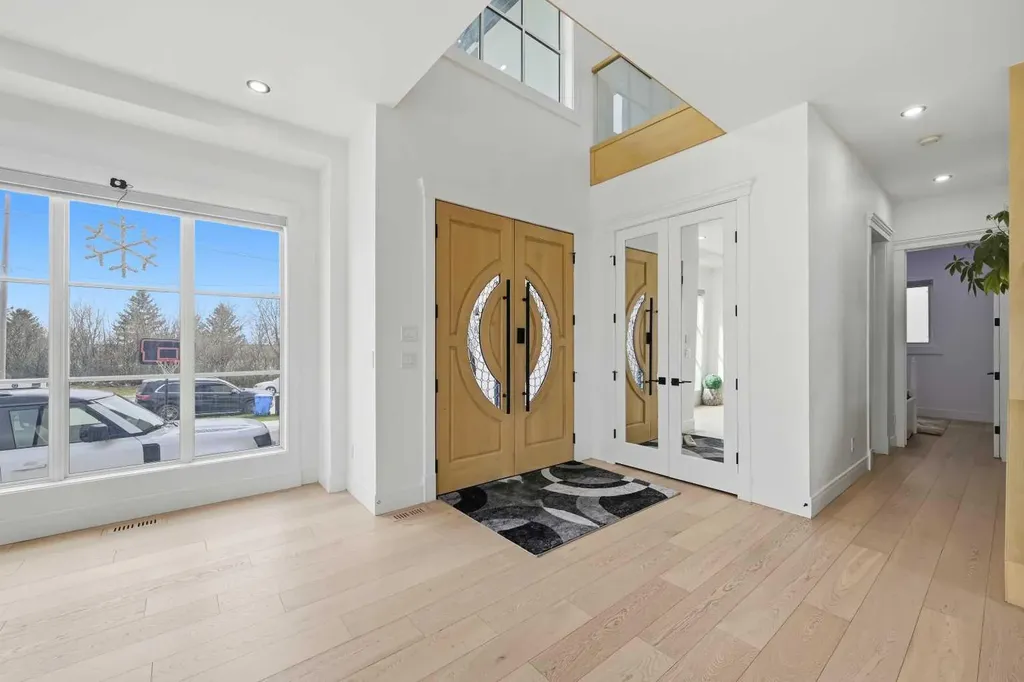 4942 84 Avenue NE Calgary AB T3J 2J5