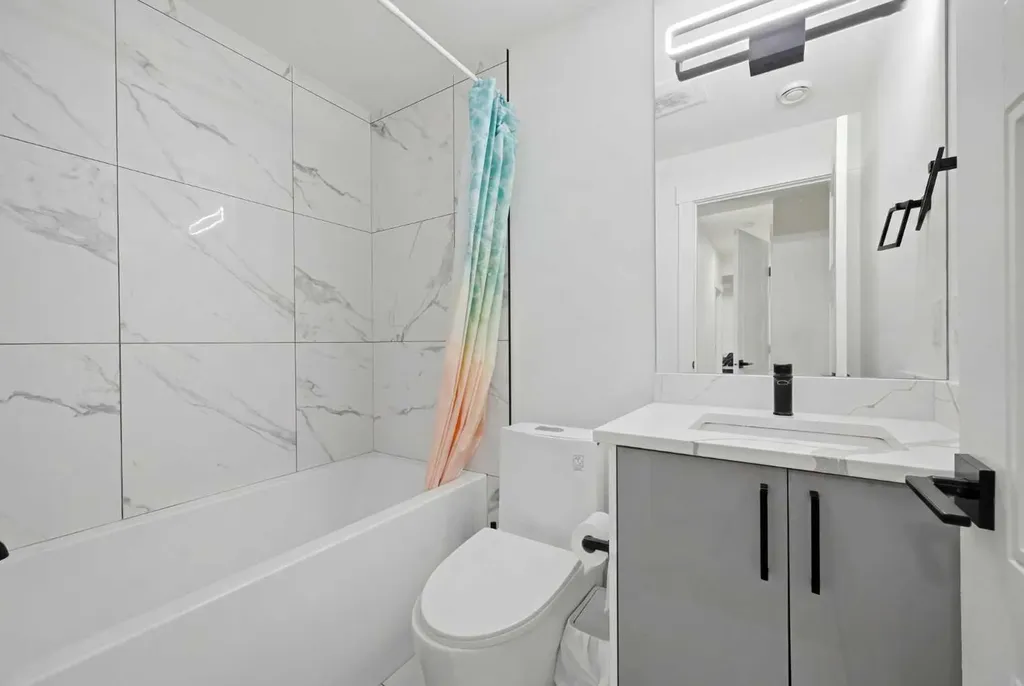 4942 84 Avenue NE Calgary AB T3J 2J5