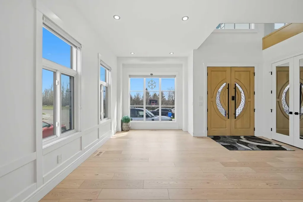 4942 84 Avenue NE Calgary AB T3J 2J5