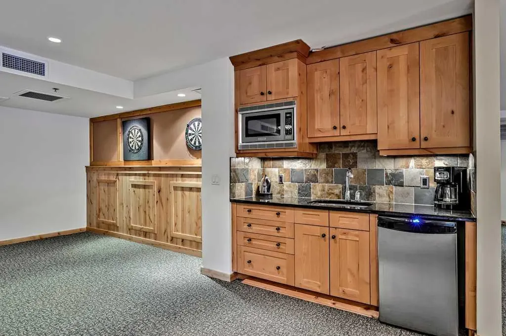 600 Spring Creek Drive Canmore AB T1W 0C8