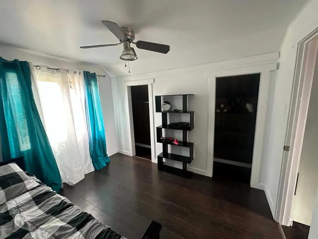 5413 57 Street Ponoka AB T4J1L6