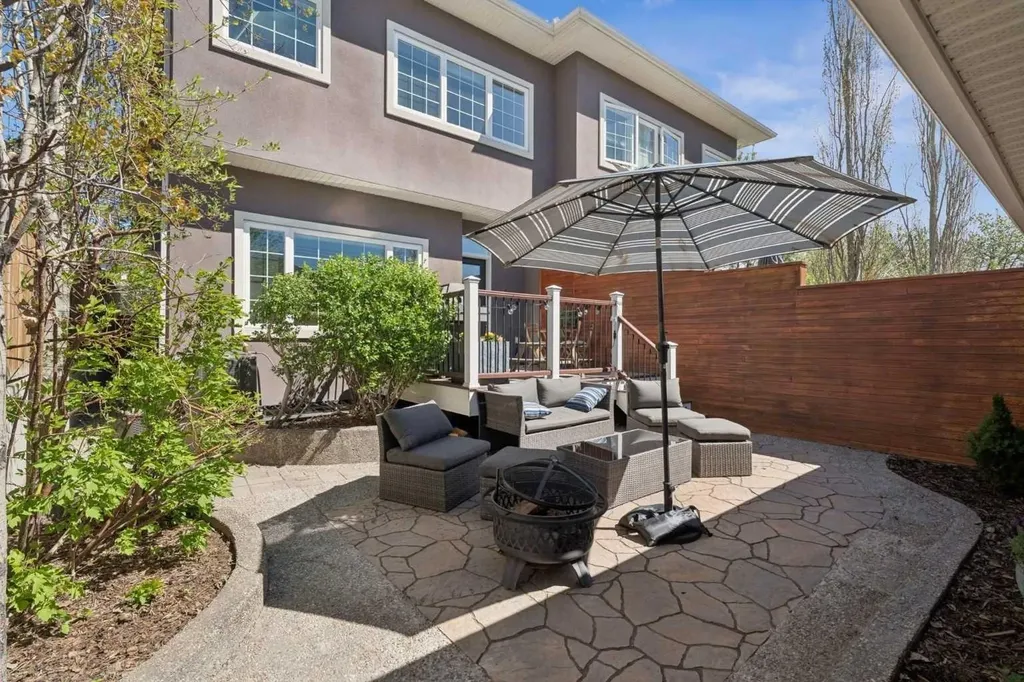 1811 31 Avenue SW Calgary AB T2T 1S8
