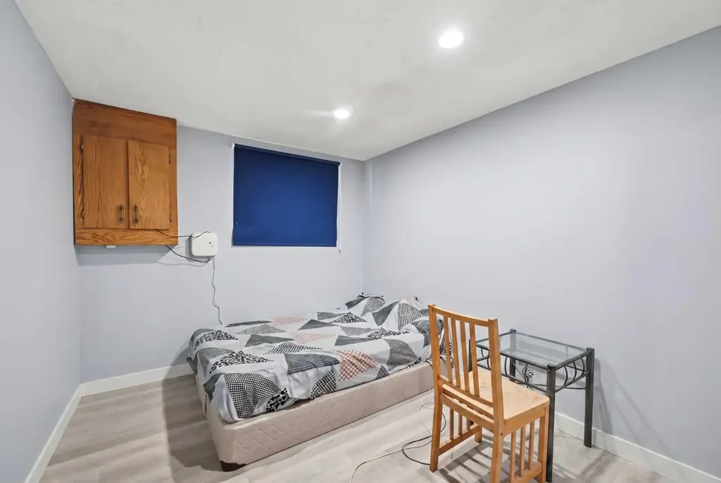 44 Castleridge Close NE Calgary AB T3J1Y9