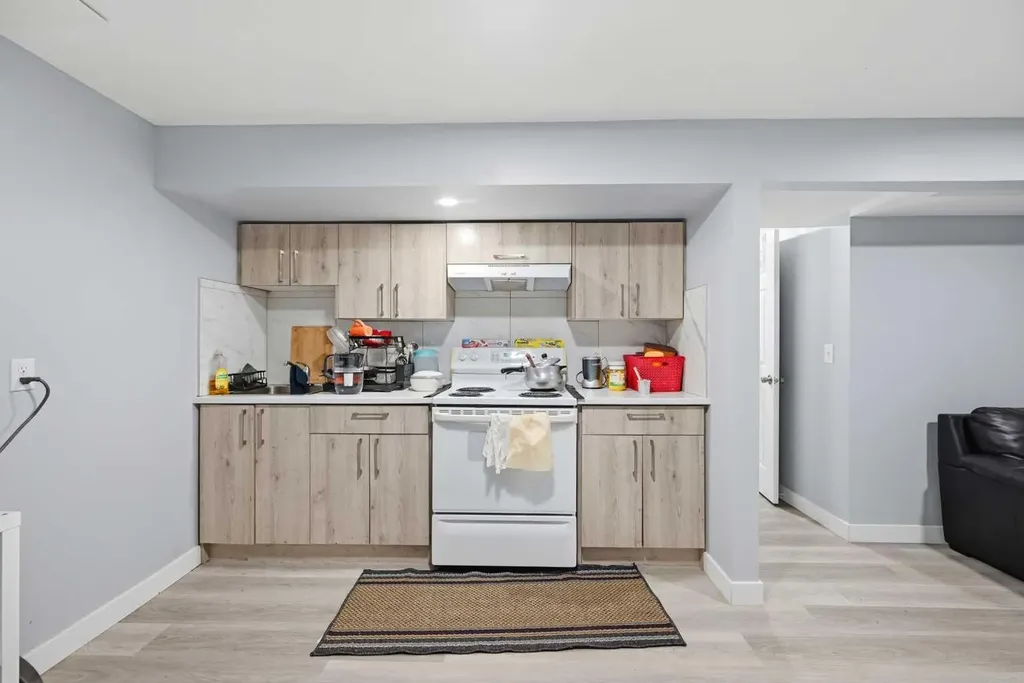 44 Castleridge Close NE Calgary AB T3J1Y9
