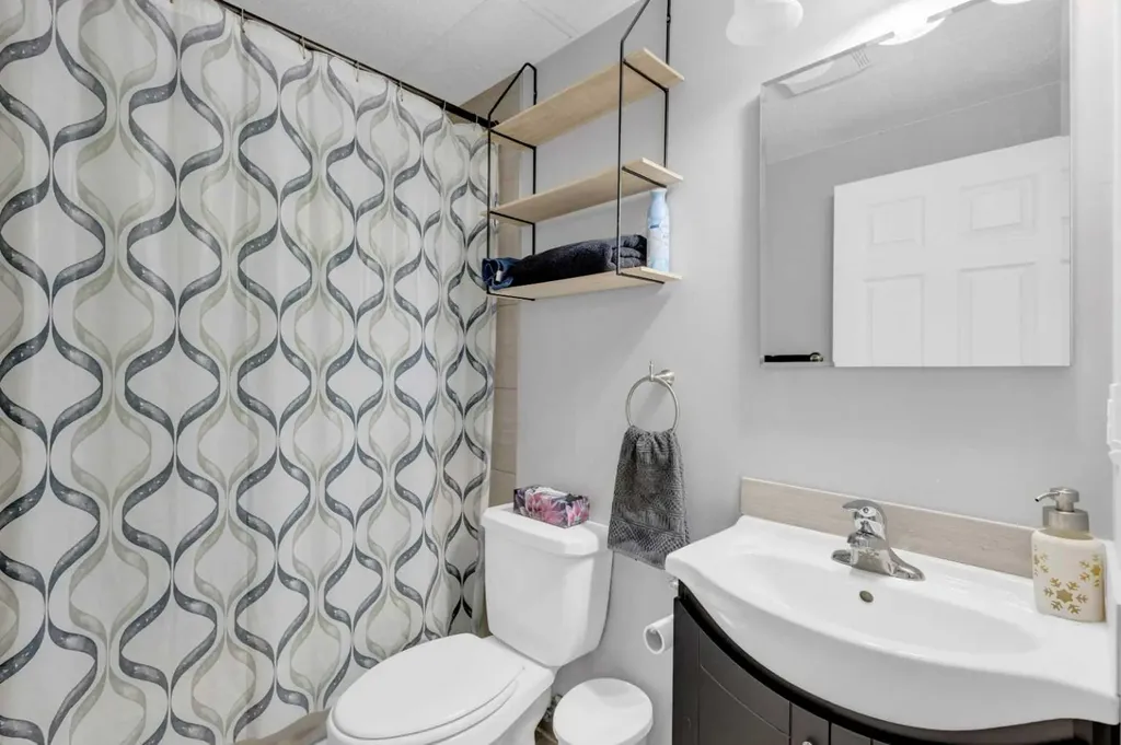 124 Kendrew Drive Red Deer AB T4P 3T8