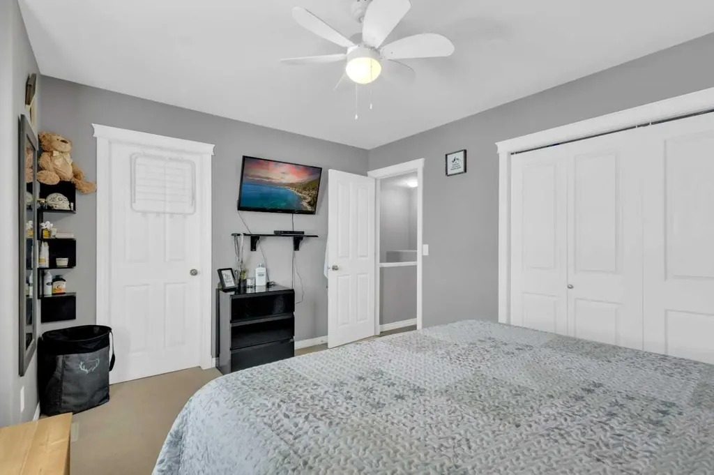 124 Kendrew Drive Red Deer AB T4P 3T8