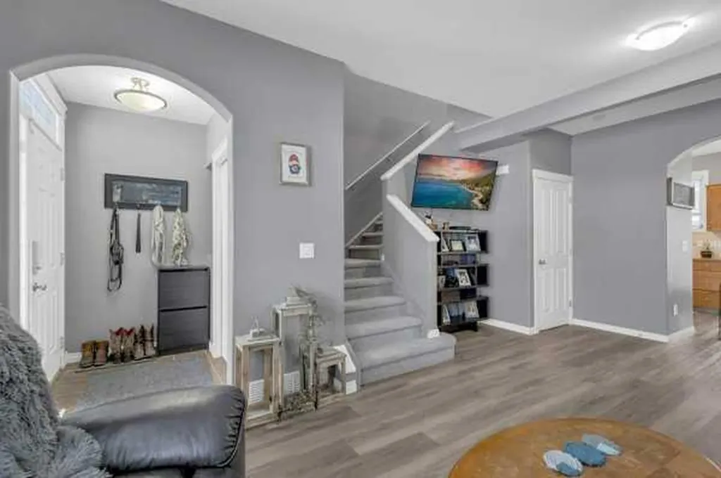 124 Kendrew Drive Red Deer AB T4P 3T8