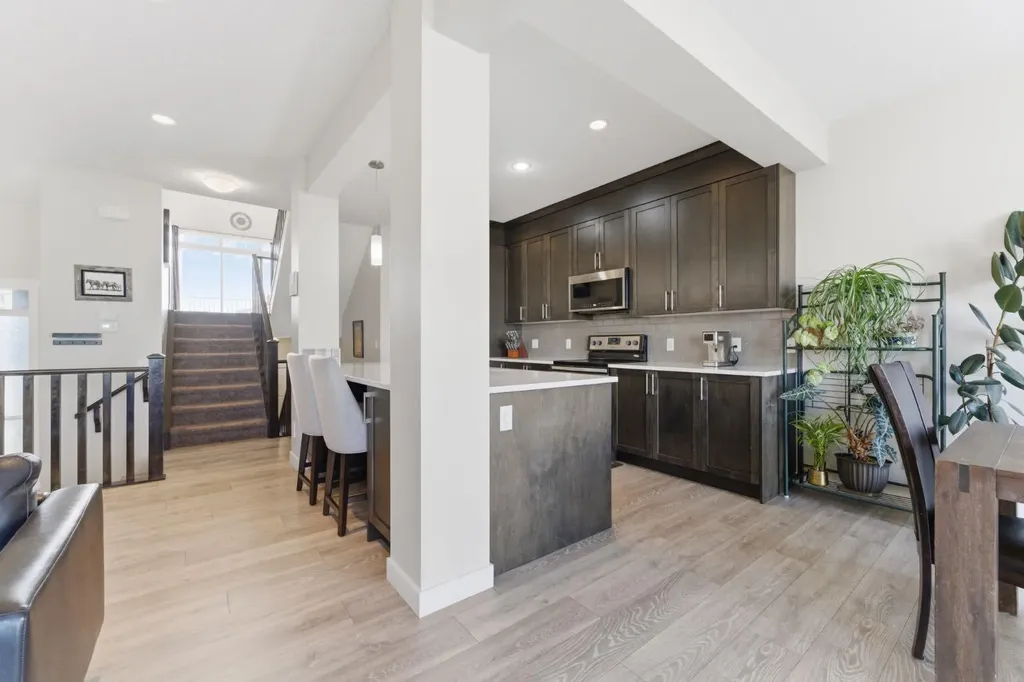 9 Sage Bluff Rise NW Calgary AB T3R0X5