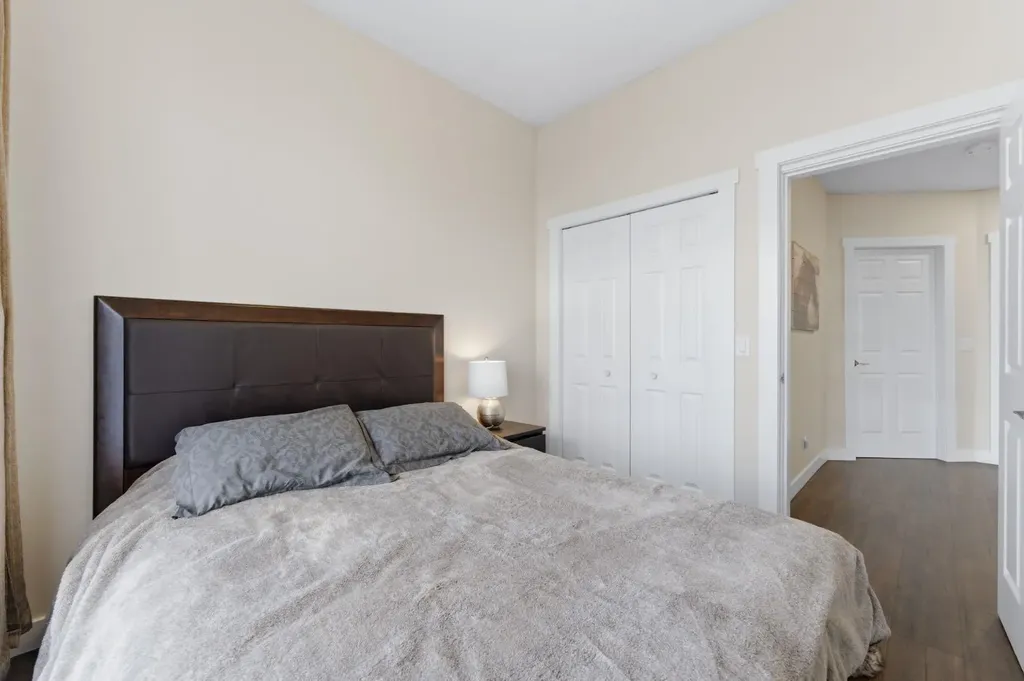 9 Sage Bluff Rise NW Calgary AB T3R0X5
