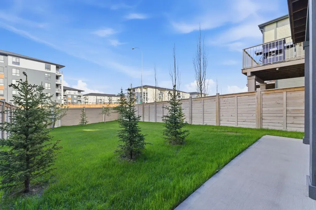 9 Sage Bluff Rise NW Calgary AB T3R0X5