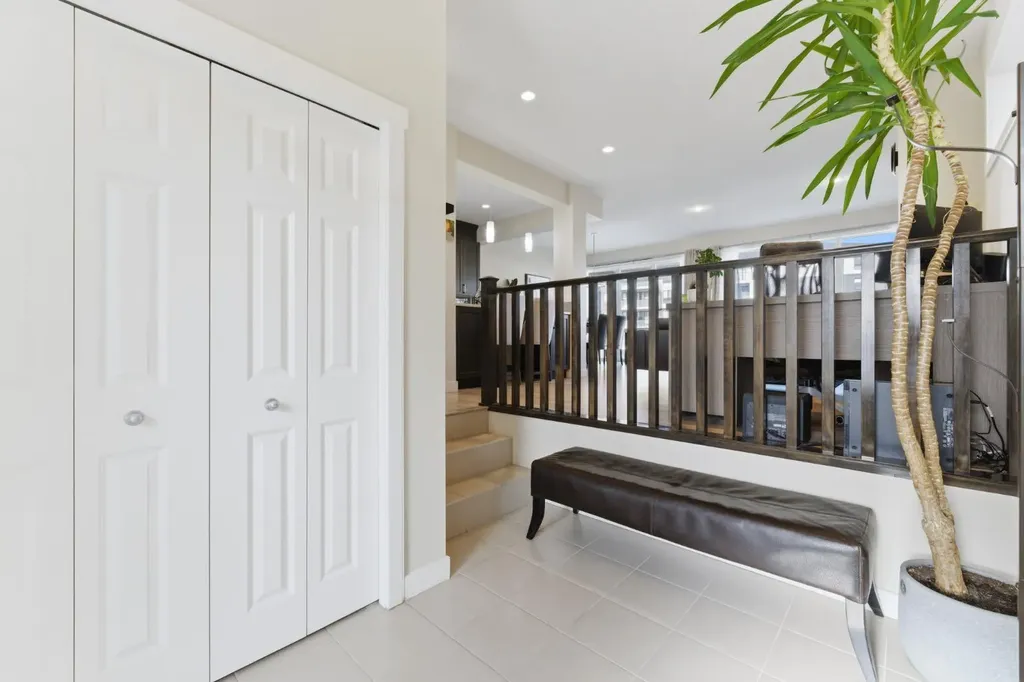 9 Sage Bluff Rise NW Calgary AB T3R0X5