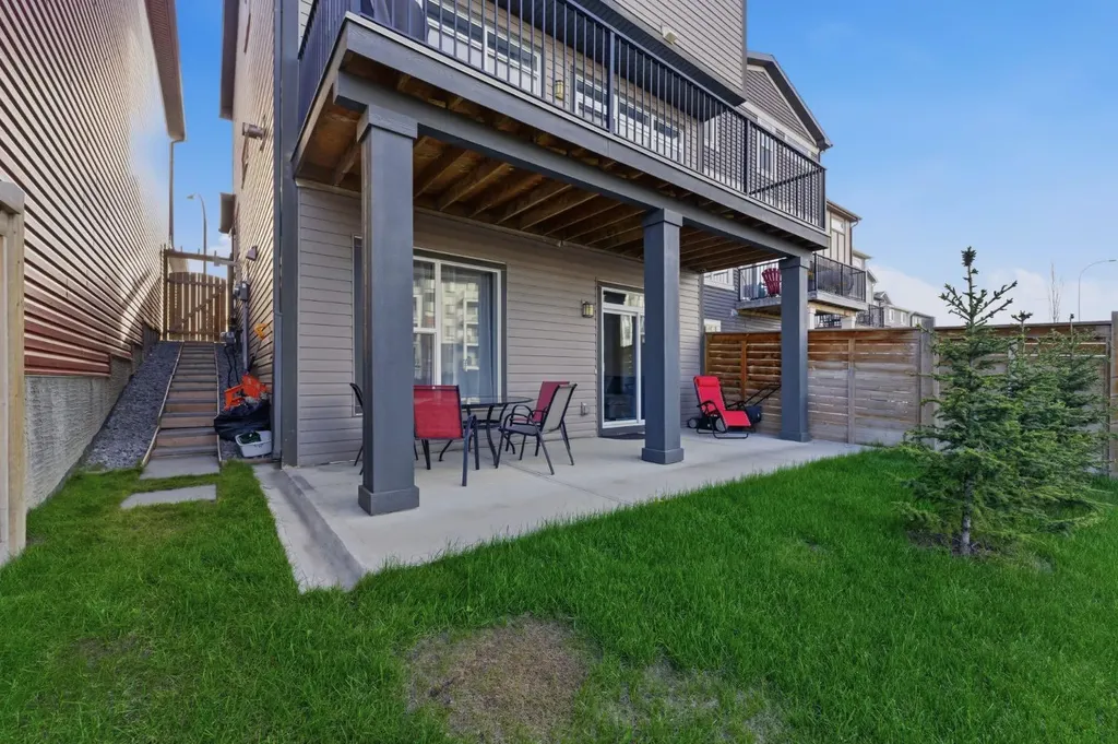 9 Sage Bluff Rise NW Calgary AB T3R0X5