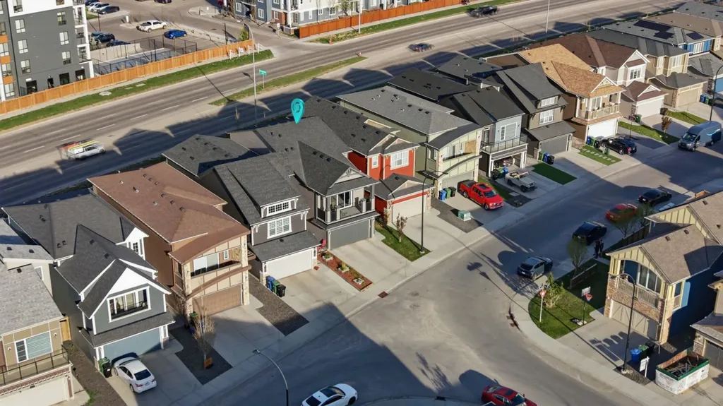 9 Sage Bluff Rise NW Calgary AB T3R0X5