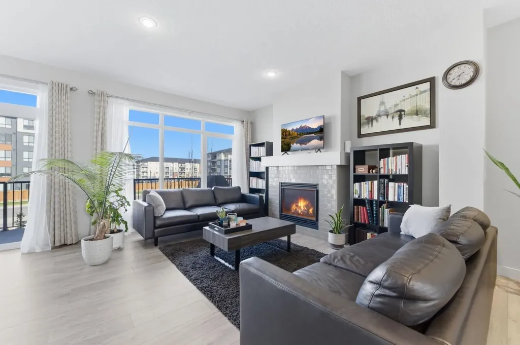 9 Sage Bluff Rise NW Calgary AB T3R0X5