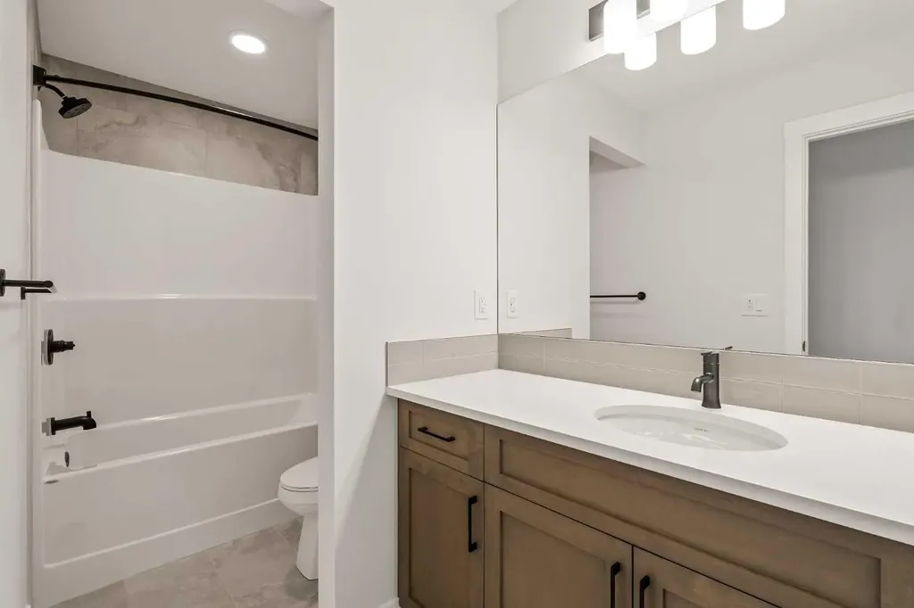 152 Creekstone Circle SW Calgary AB T2X 5M6