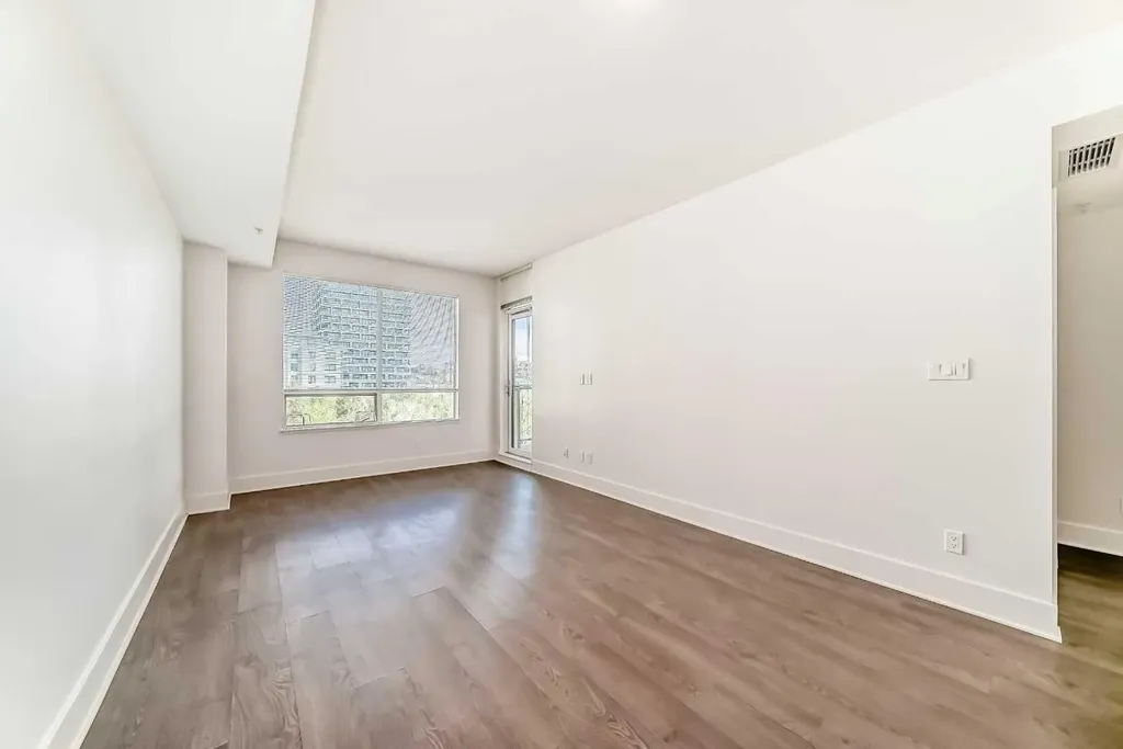38 9 Street NE Calgary AB T2E7X9