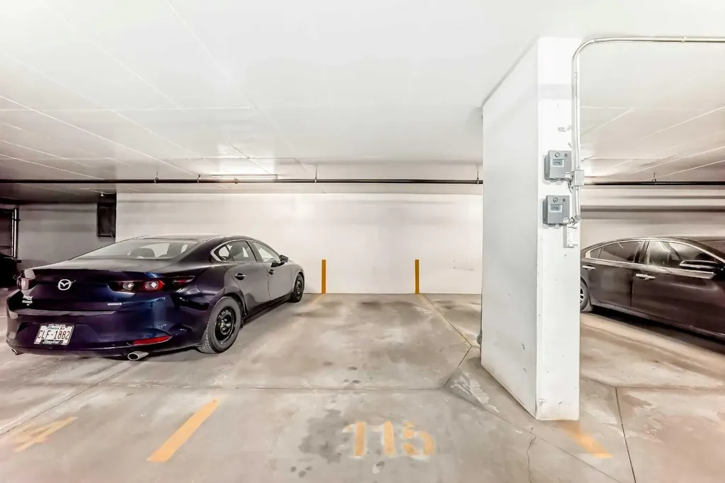 38 9 Street NE Calgary AB T2E7X9