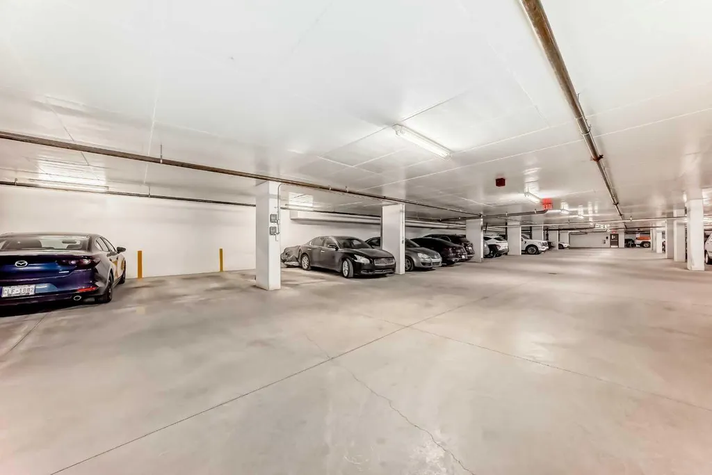 38 9 Street NE Calgary AB T2E7X9
