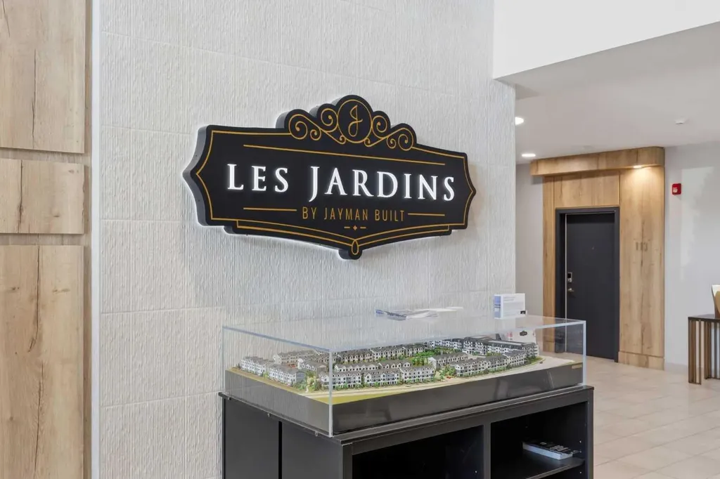 11 Les Jardins Park SE Calgary AB T2C 5V3