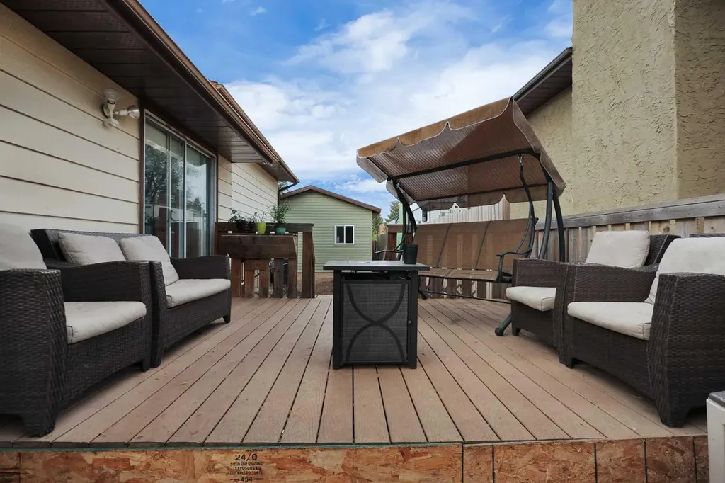 250 Cornett Drive Red Deer AB T4P 2W2