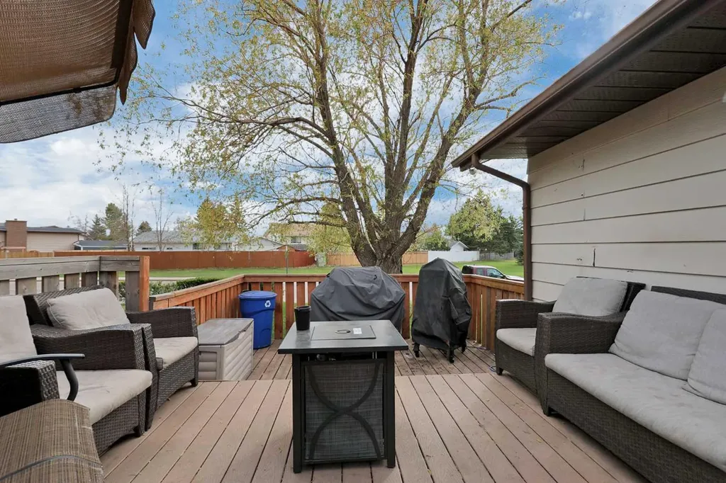 250 Cornett Drive Red Deer AB T4P 2W2