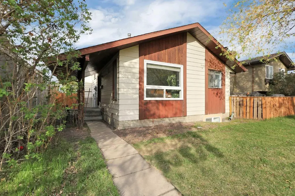250 Cornett Drive Red Deer AB T4P 2W2