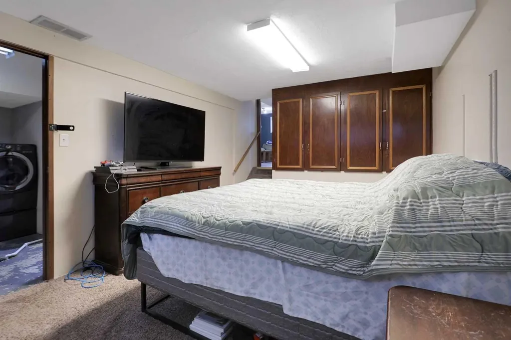 250 Cornett Drive Red Deer AB T4P 2W2
