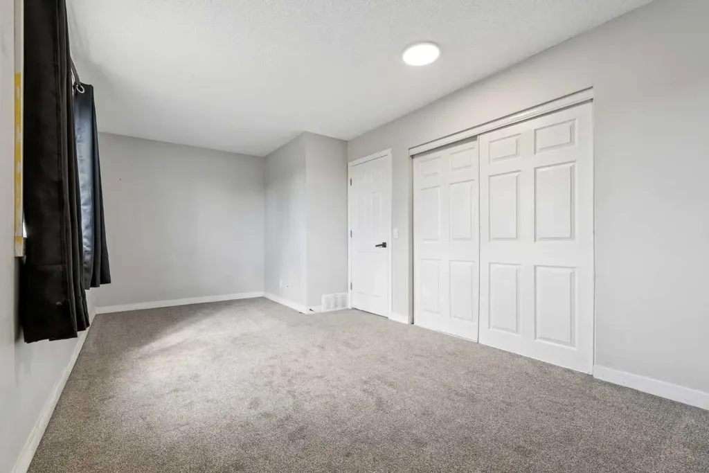 367 Martinbrook Place NE Calgary AB T3J3E3