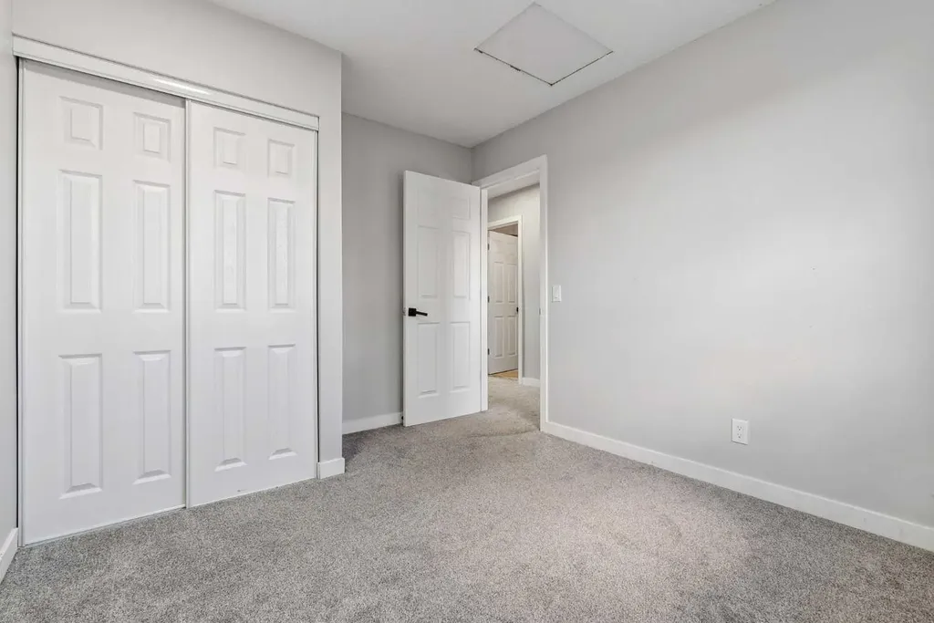 367 Martinbrook Place NE Calgary AB T3J3E3