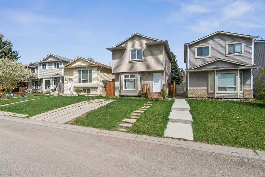 367 Martinbrook Place NE Calgary AB T3J3E3
