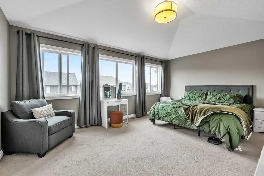 8223 9 Avenue SW Calgary AB T3H 0W2