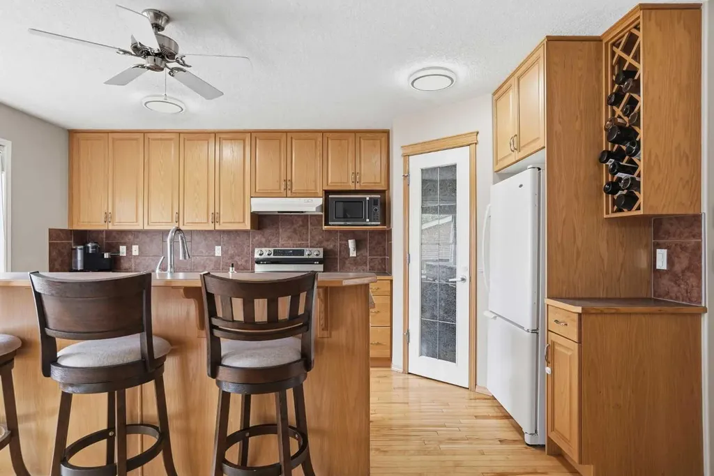 258 Cramond Circle SE Calgary AB T3M 1E4
