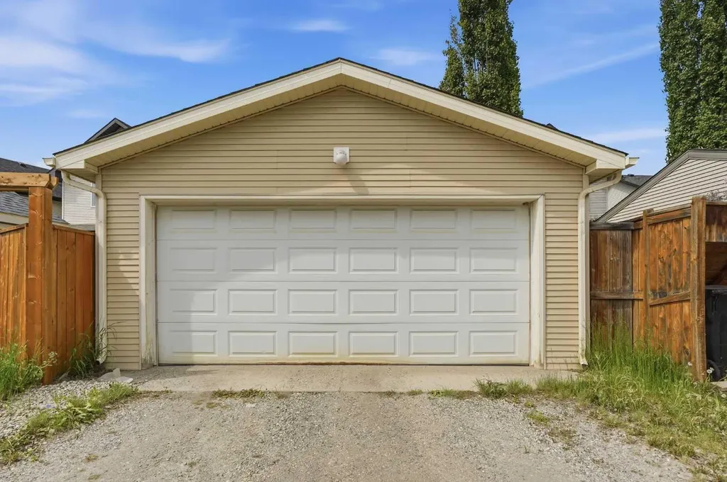 258 Cramond Circle SE Calgary AB T3M 1E4