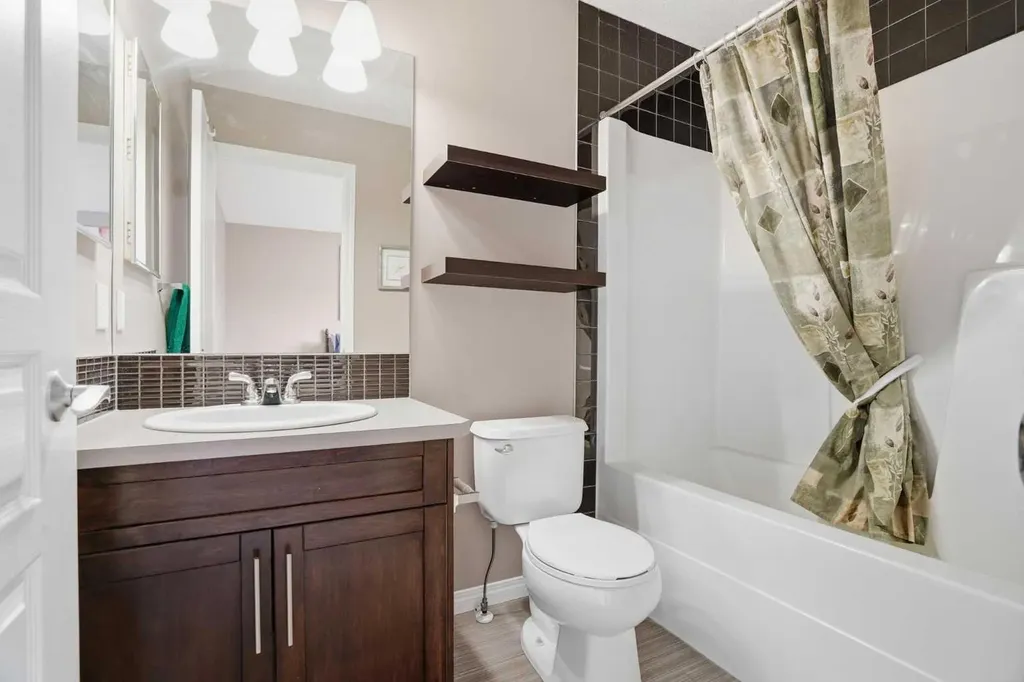 83 Auburn Bay Boulevard SE Calgary AB T3M 0V3