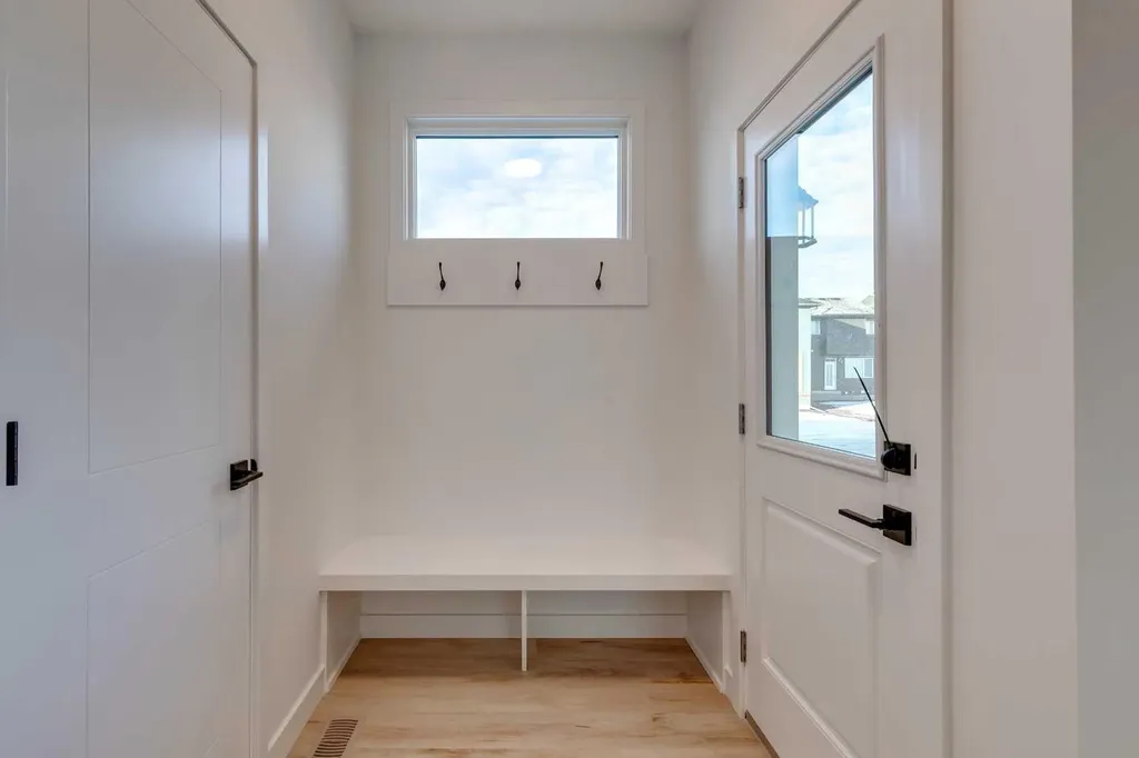 202 Greystone Boulevard Cochrane AB T4B 5M1