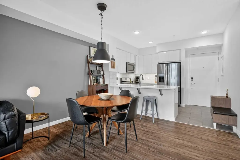 120 18 Avenue SW Calgary AB T2S 3H5