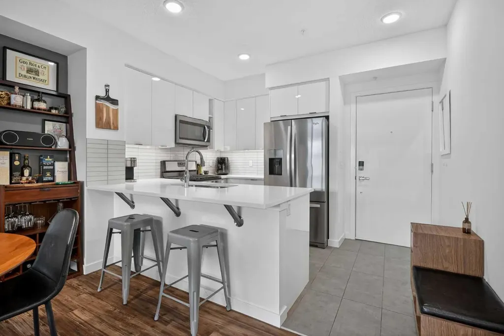 120 18 Avenue SW Calgary AB T2S 3H5