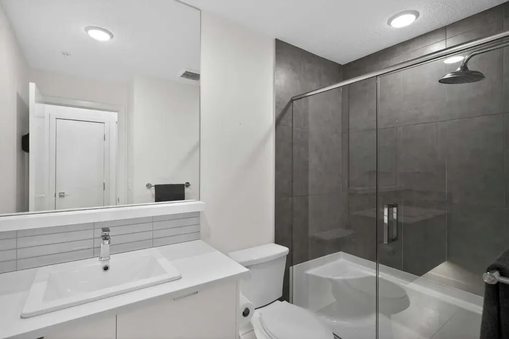 120 18 Avenue SW Calgary AB T2S 3H5