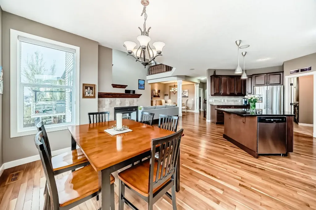 115 Sunset Way Cochrane AB T4C 0E9