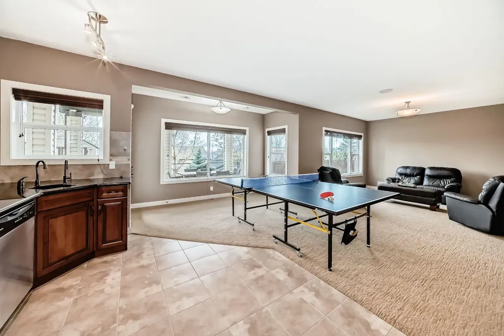 115 Sunset Way Cochrane AB T4C 0E9
