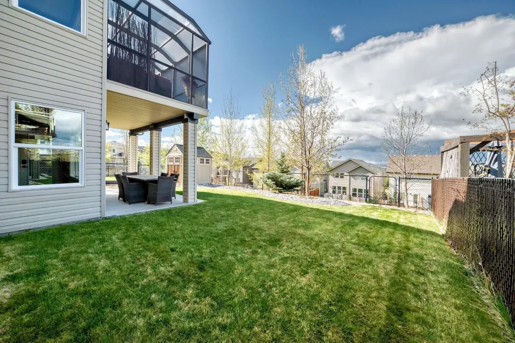 115 Sunset Way Cochrane AB T4C 0E9